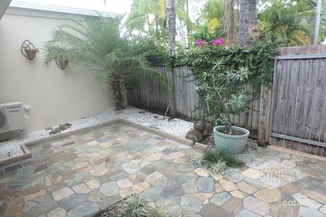 Property photo of 24 Warren Street Palm Cove QLD 4879