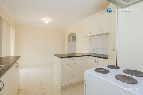 Property photo of 11 Squire Avenue Heathridge WA 6027