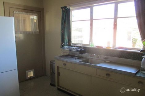 Property photo of 21 Illoura Avenue Ringwood East VIC 3135