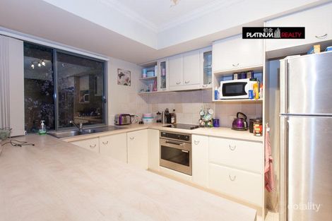Property photo of 6/20 Fairway Drive Clear Island Waters QLD 4226