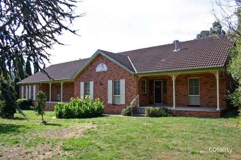 19 Nerang St, Burradoo, NSW 2576