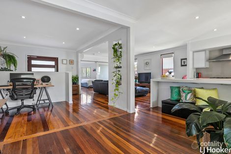Property photo of 14 Weaber Street Clontarf QLD 4019