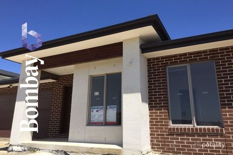 Property photo of 36 Selkirk Way Mickleham VIC 3064