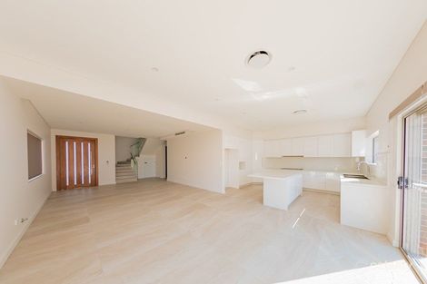Property photo of 2/35 Greenacre Road Greenacre NSW 2190