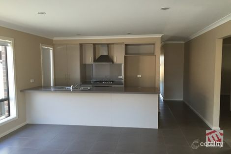 Property photo of 16 Heracles Lane Cranbourne West VIC 3977