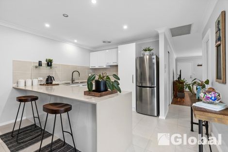 Property photo of 2/11 Minnesota Way Warners Bay NSW 2282