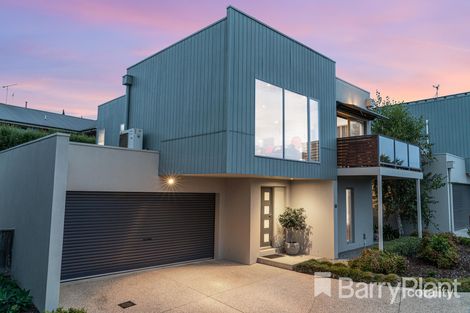 Property photo of 2/11 Thoroughbred Drive Highton VIC 3216