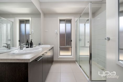 Property photo of 7 Oakpark Drive Harkness VIC 3337