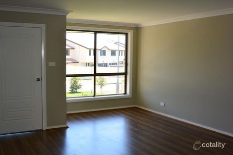 Property photo of 2/6 Kiah Way Watanobbi NSW 2259