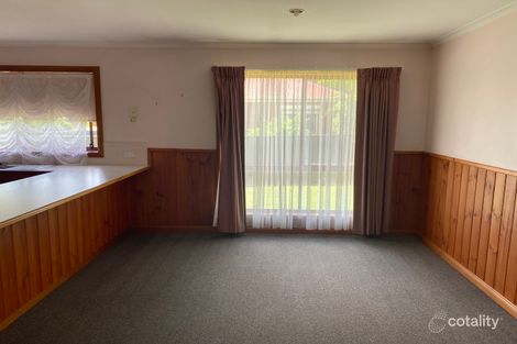 Property photo of 2/6 Dundee Drive West Wodonga VIC 3690