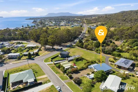 5 Mount St, Orford, TAS 7190