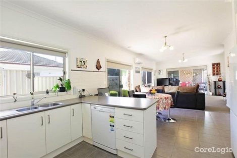 Property photo of 1/22 Seaforth Street North Shore VIC 3214