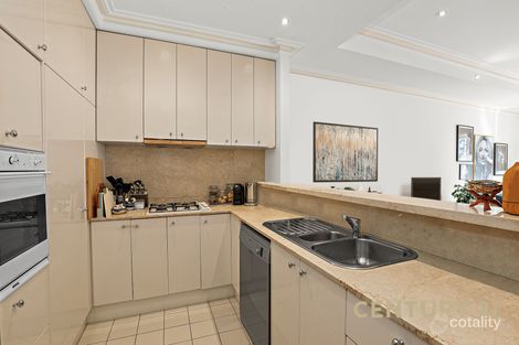 Property photo of 607/400 St Kilda Road Melbourne VIC 3004