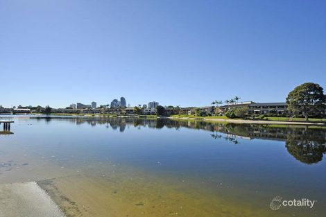 60 Sailaway St, Mermaid Waters, QLD 4218