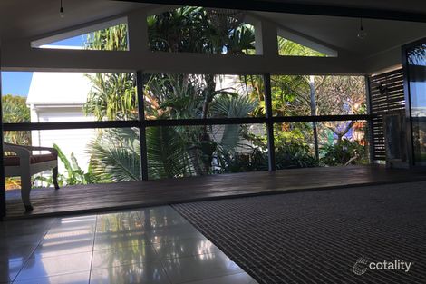 1001 Gold Coast Hwy, Palm Beach, QLD 4221