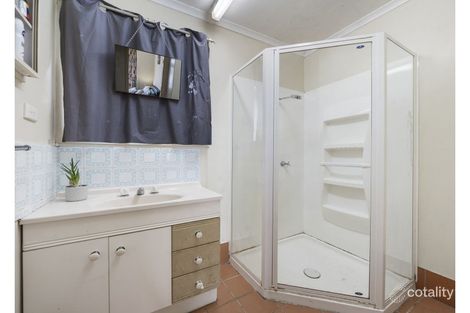 Property photo of 1 Dodd Street Newtown QLD 4350