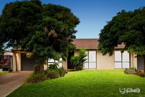 2/4 Rowes Rd, Werribee, VIC 3030