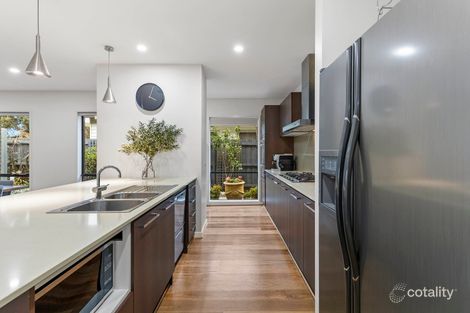 Property photo of 43 Victor Road Bentleigh East VIC 3165