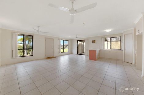 Property photo of 2B Linhow Crescent Clinton QLD 4680