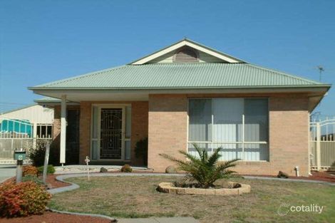 Property photo of 9 Thorogood Court Taylors Lakes VIC 3038