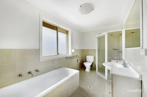 Property photo of 7/92 Kendall Drive Casula NSW 2170