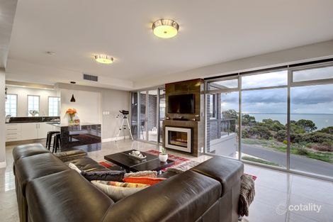 Property photo of 2 Glenvale Avenue Marino SA 5049