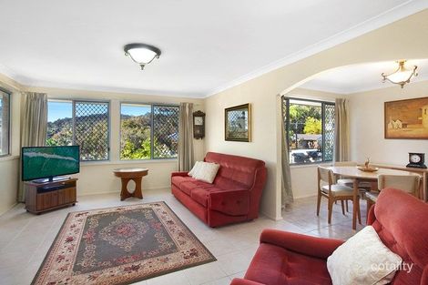 Property photo of 5 Wendy Drive Point Clare NSW 2250