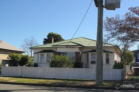 4 Ferry Rd, Sandgate, NSW 2304