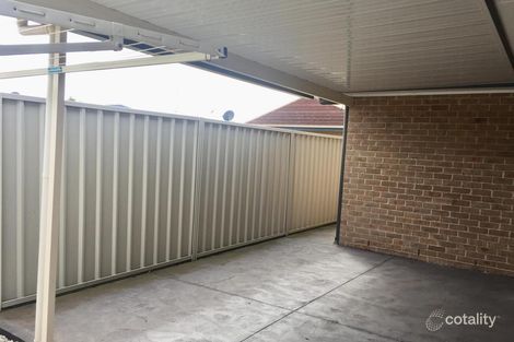 Property photo of 2/48 Griffiths Street Oak Flats NSW 2529