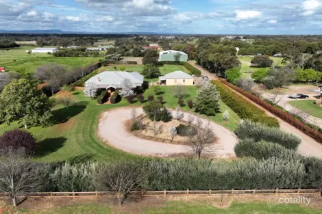 253 Farnell St, Forbes, NSW 2871