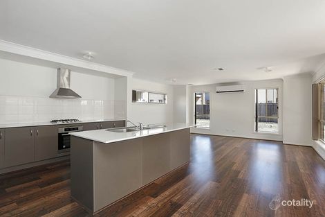 Property photo of 28 Oysterbay Chase Point Cook VIC 3030