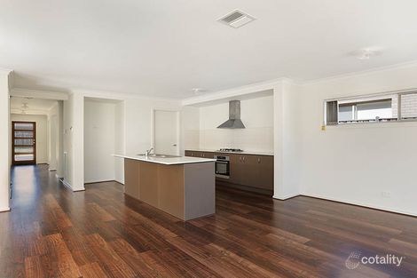 Property photo of 28 Oysterbay Chase Point Cook VIC 3030