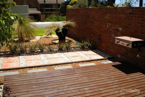 Property photo of 2/24 Flora Terrace Watermans Bay WA 6020