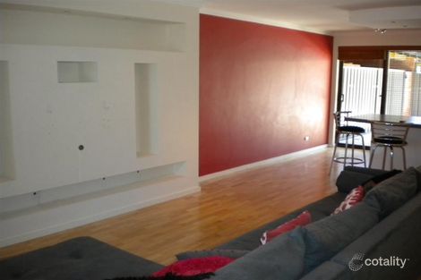 Property photo of 2/24 Flora Terrace Watermans Bay WA 6020