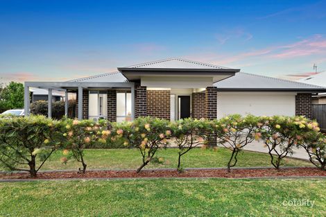 Property photo of 2 Bulbul Crescent Fletcher NSW 2287