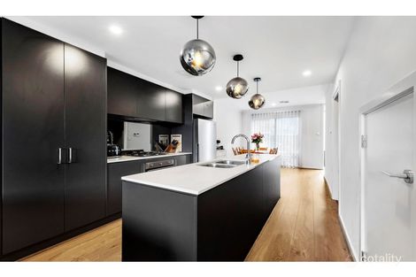 Property photo of 25 Troubridge Drive West Lakes SA 5021