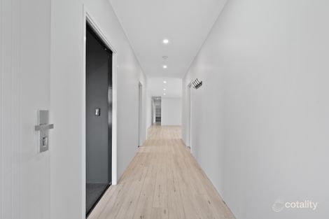 Property photo of 28 Indigo Bend Wellard WA 6170