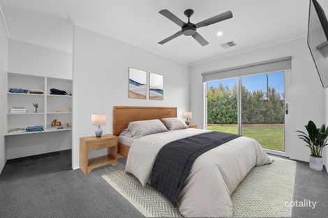 Property photo of 28 Indigo Bend Wellard WA 6170
