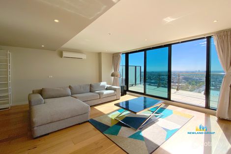 Property photo of 2204/228 A'Beckett Street Melbourne VIC 3000
