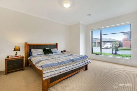 Property photo of 20 Wattleseed Way Keysborough VIC 3173