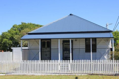 12 Lindsay St, Bundamba, QLD 4304