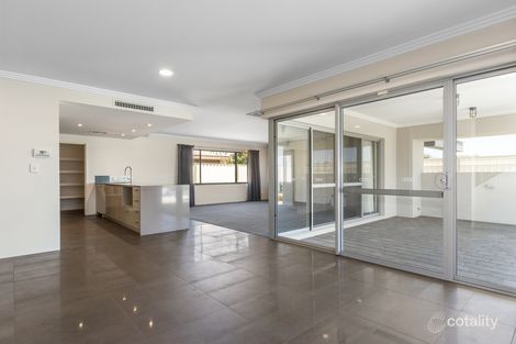 18 Dotterel Way, East Cannington, WA 6107