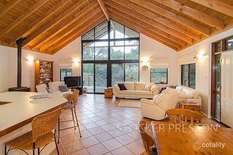 Property photo of 2 Bayfield Court Yallingup WA 6282