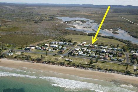 Property photo of 20 Honeysuckle Street Brooms Head NSW 2463