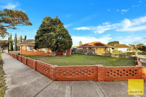 4 Robertson Cres, Laverton, VIC 3028