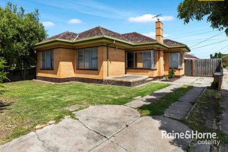 Property photo of 15 Thorndon Drive St Albans VIC 3021