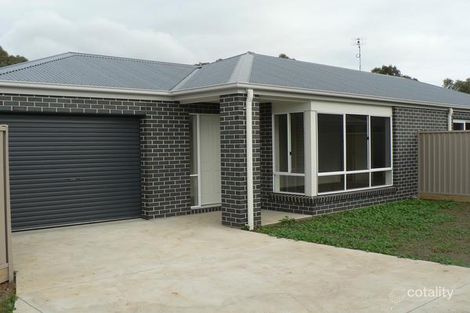 2/41-43 Napier St, Avoca, VIC 3467