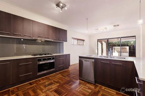 Property photo of 11 Heritage Court Macleod VIC 3085