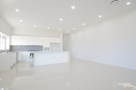 47 Dawson St, Fairfield Heights, NSW 2165