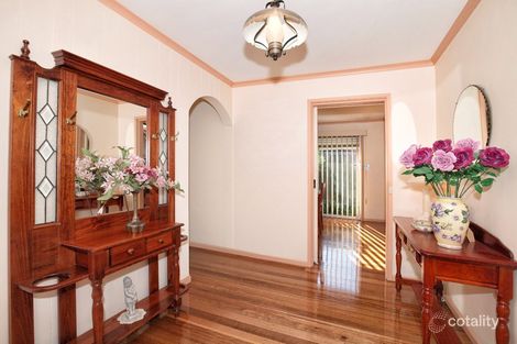 Property photo of 3 Burgess Close Gladstone Park VIC 3043